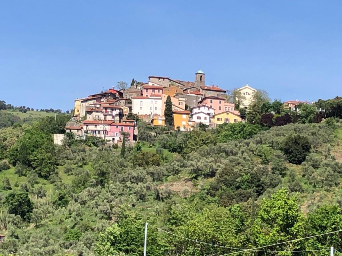 Papiriana La Casa Del Borgo_ Breathtaking Sea Wiew Fosdinovo Buitenkant foto