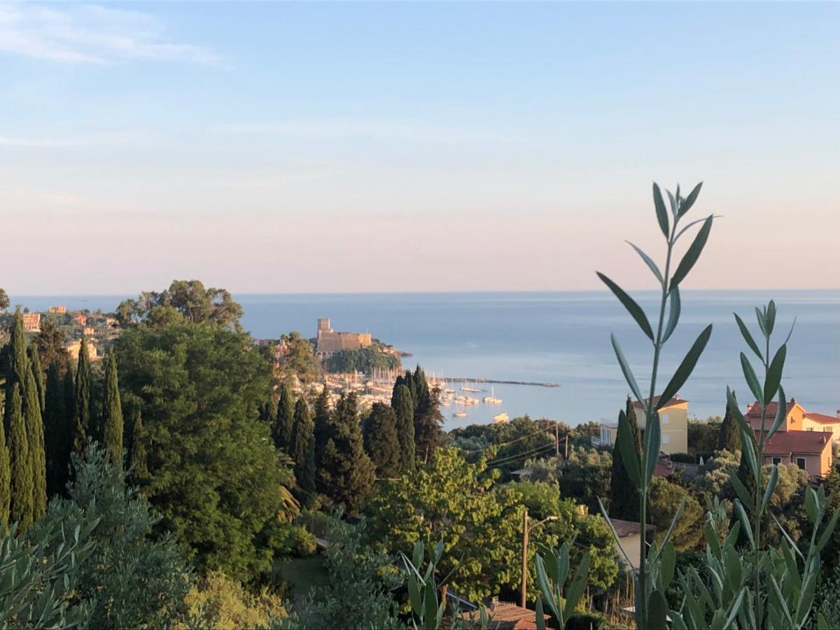 Papiriana La Casa Del Borgo_ Breathtaking Sea Wiew Fosdinovo Buitenkant foto