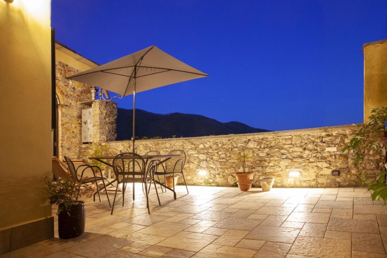 Papiriana La Casa Del Borgo_ Breathtaking Sea Wiew Fosdinovo Buitenkant foto